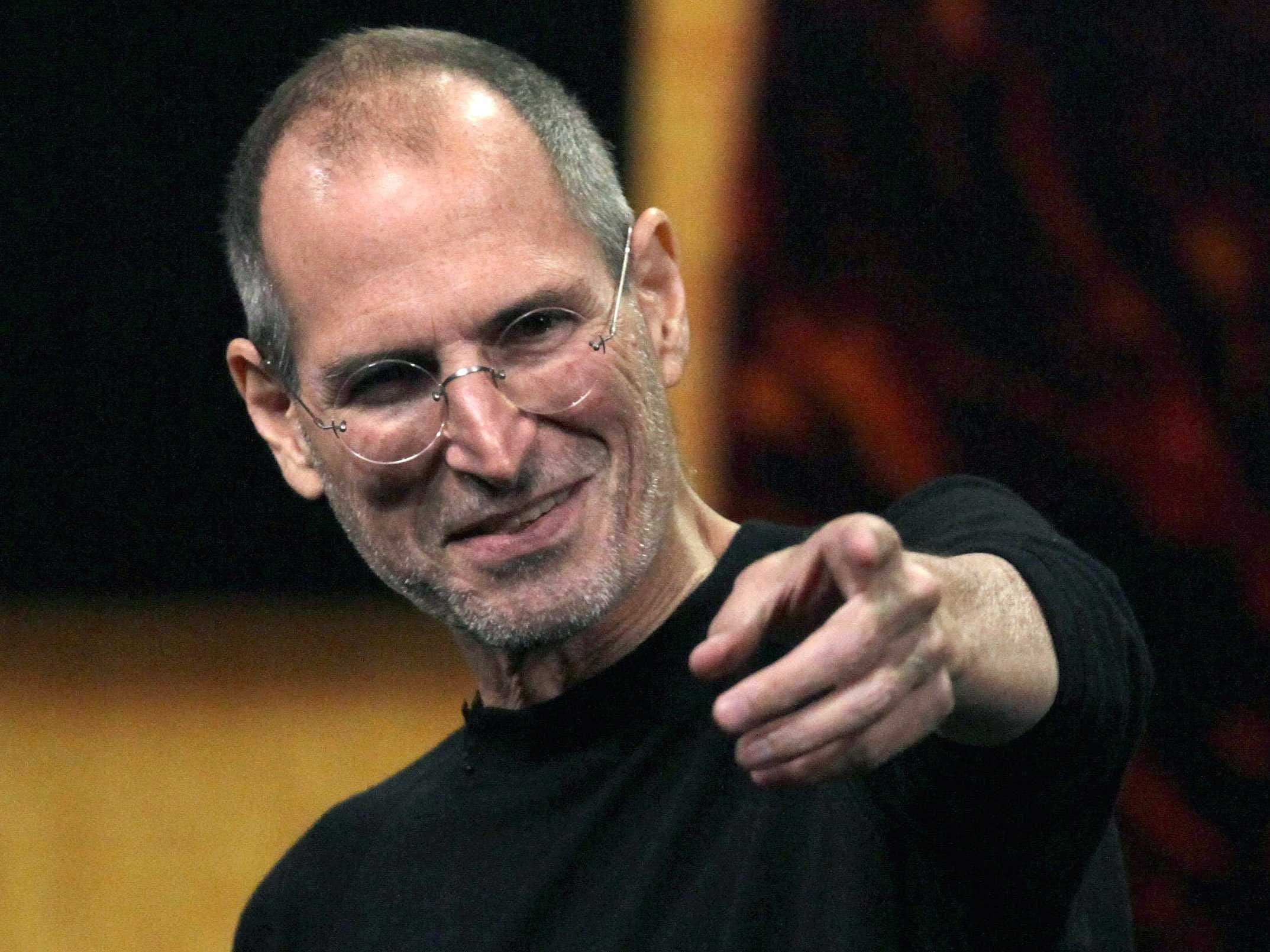 Steve jobs finger up